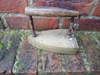 Predám pekné žehličky - 5