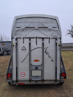 Prodám celohliníkový přívěs - přepravník na 2 koně Böckmann - 5