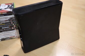 Xbox360 S 250GB + ovládač +napájaci kábel + 15hier - 5