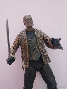 AKCNE FIGURKY 2 - 5