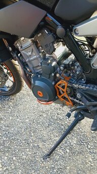 KTM duke 790 - 5