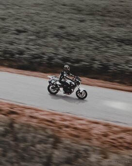 BMW F 800 R + originál BMW kufre - 5