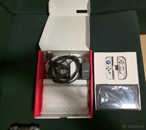 Predám nintendo switch OLED - 5