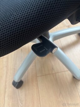Ergonomická kancelárska stolička OfficePro Saturn - 5