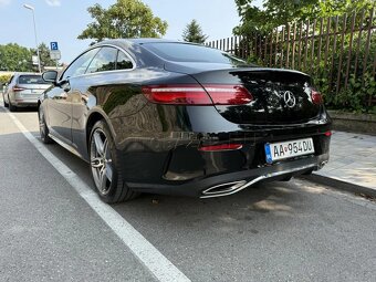 Mercedes E trieda Coupé 400 4matic A/T - 5
