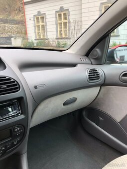 Peugeot 206, 1.4 benzín (3-dverový), STK/EK platná do 2027. - 5