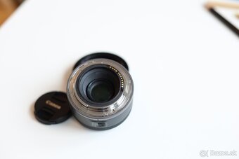 Canon RF 50mm f/1.8 STM + polarizák - 5