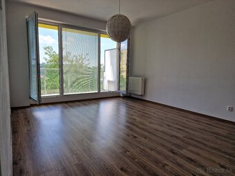 Kramáre, 2-izbový krásny slnečný byt 72 m2 + gar. státie. - 5