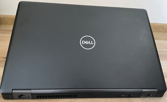 Dell Latitude 5590 - 15.6", Intel Core i5, 16GB RAM, WIN 11 - 5