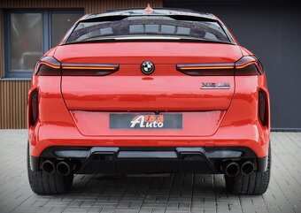 BMW X6 M FULL PPF, AKRAPOVIČ, Bowers Wilkins, ALCANTARA, ZÁR - 5