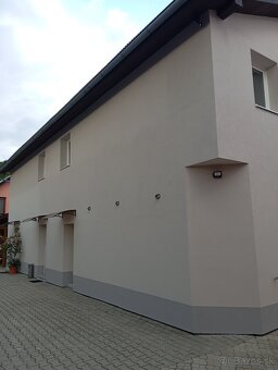 Predam dva objekty slúžiace na ubytovanie - 5