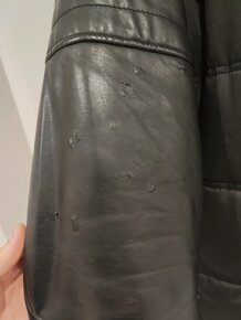 Zimná bunda čierna s poškodením - 5