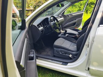 Predám Škoda Superb kombi 1,6 TDi 77 kW, r. v. 2011 - 5