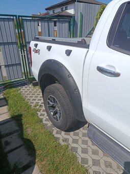 Predám Ford ranger 2.2 - 5