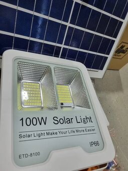 VÖGLER GmBh 100W neutrálna solárna lampa, súmrakový senzor - 5