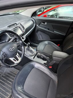KIA SPORTAGE 2.0 CRDI 4x4 AWD 130 kw A/T automat kup.v SR - 5
