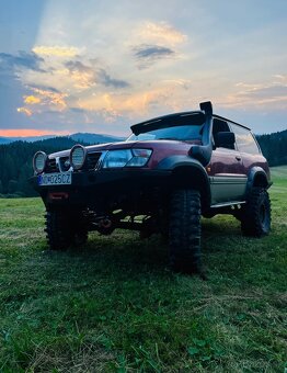 Predám Nissan Patrol y61 - 5