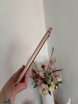 Predám MacBook Air 13(2019) - 5