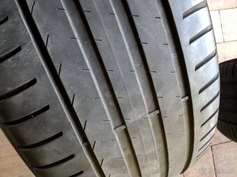 2 ks LETNÉ 255/40 R18 99Y XL PIRELLI cca 4-5 mm LEN 20-€/kus - 5