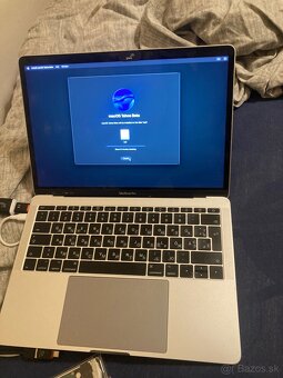 MacBook Pro 13 2017 rok - 5