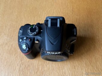 Nikon D3200 + Nikkor 18 - 105 mm - 5