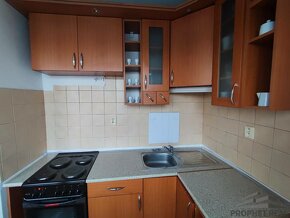 Ideálny 1 izbový byt v Petržalke s výhľadom na jazero Draždi - 5