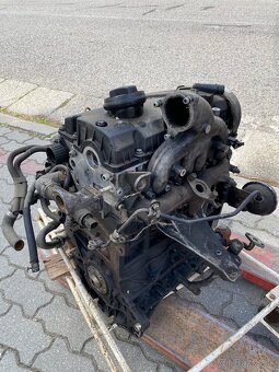MOTOR 1.9 TDi 96 kW AVF, AWX PD - 5