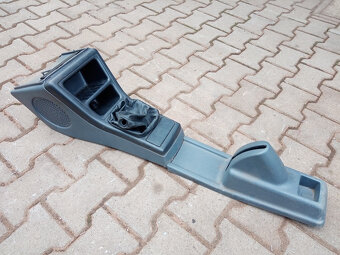 ŠKODA FELICIA,FAVORIT sedačky,volant,stredový panel,plato - 5