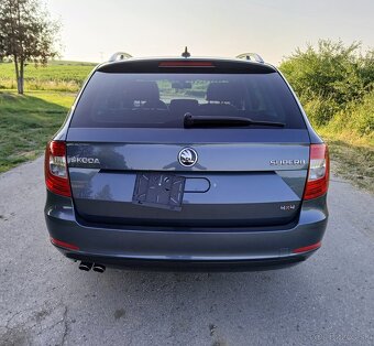 Škoda Superb 2.0 TDI 125 kW 4x4 DSG Business - 5