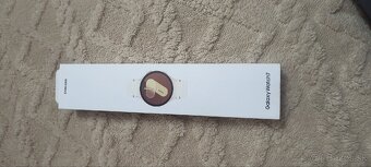 Samsung Galaxy Watch7 40 mm LTE béžová - 5