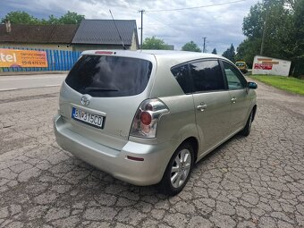 Toyota Corolla Verso 2.0 D 85 kw 7 miestny - 5