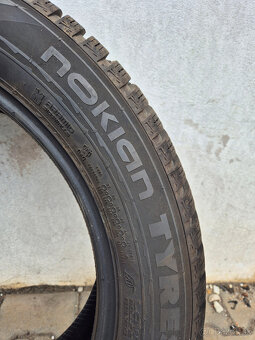 Predám Nokian 225/55 R18 - 5
