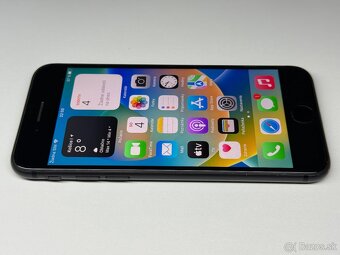 Predám Apple iPhone 8 64GB Space Gray - 5
