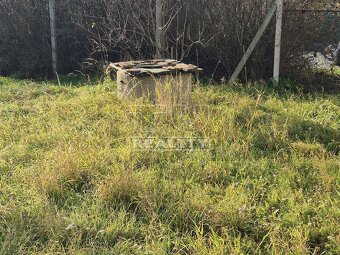 Pozemok na predaj v obci Návojovce 1000m2 - 5