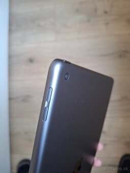 iPad 7 32GB TOP STAV - 5