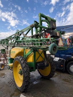 Predam tahany postrekovac John Deere 732 - 5