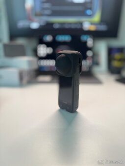 Insta360 X5 - 5