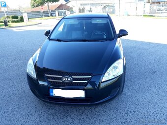 Predám kia Ceed 1.6 benzín 92.kw rok 15.07.2009 - 5