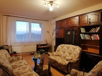 3 izbový byt s balkónom na PREDAJ - VII.sídl. Komárno - 5