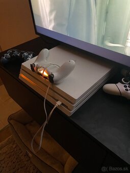 PS4 pro 1tb - 5