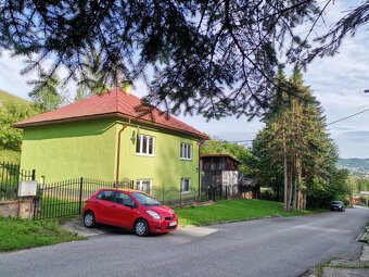 Rodinný dom v pokojnej lokalite, Sekurisova Brezno s pozemko - 5