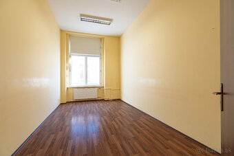 Prenájom kancelárskych priestorov v historickom centre Košíc - 5