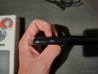 Predám grafický tablet Wacom Intuos BT S - 5