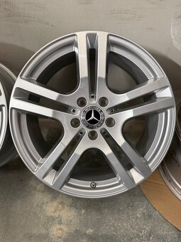 Nepoužité hliníkové disky 5x112 R18 Mercedes GLA Škoda VW - 5