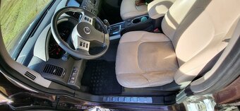 Nissan Pathfinder 3,0 V6 - 5