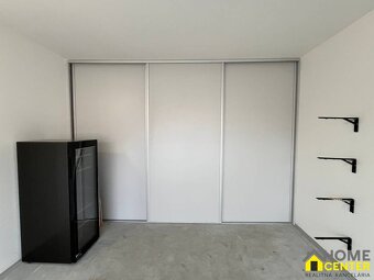 RETRVOVANÁ veľkorozmerná garáž, Okružná cesta, Komárno - 5