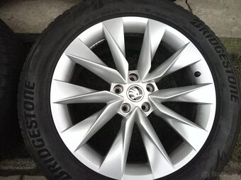 19"5x112 ET 45....235/55/19 Škoda Enyaq 2020+...Elroq 2024+ - 5