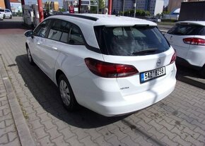 Opel Astra combi 1,6CDTi nafta manuál 81 kw - 5
