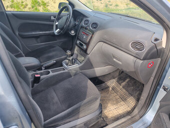 Ford Focus MK2 - 5