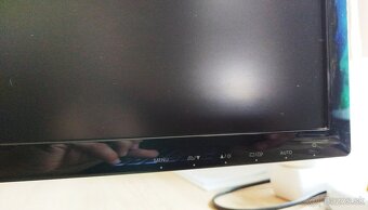 Monitor Samsung 22 palcov - 5